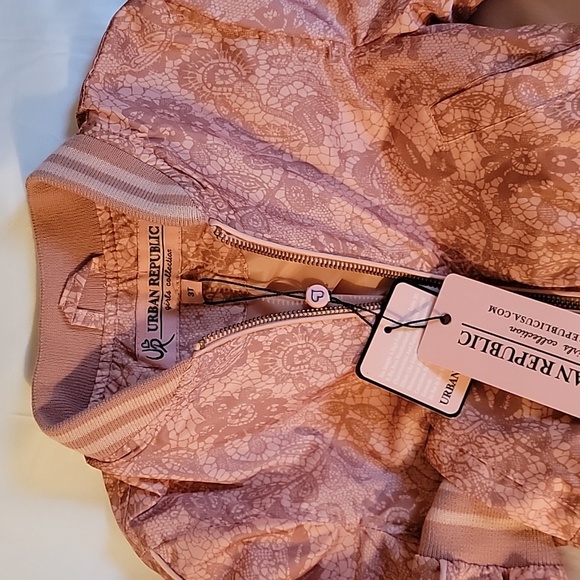 Urban Republic Toddler Jacket Pink Paisley 3T NWT - Picture 2 of 5